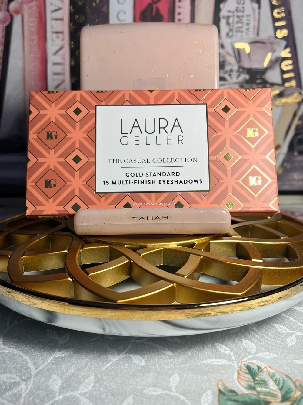Laura Geller Neutral Eyeshadow 15 Multi-Finish Palette — Browns, Golds, Creams